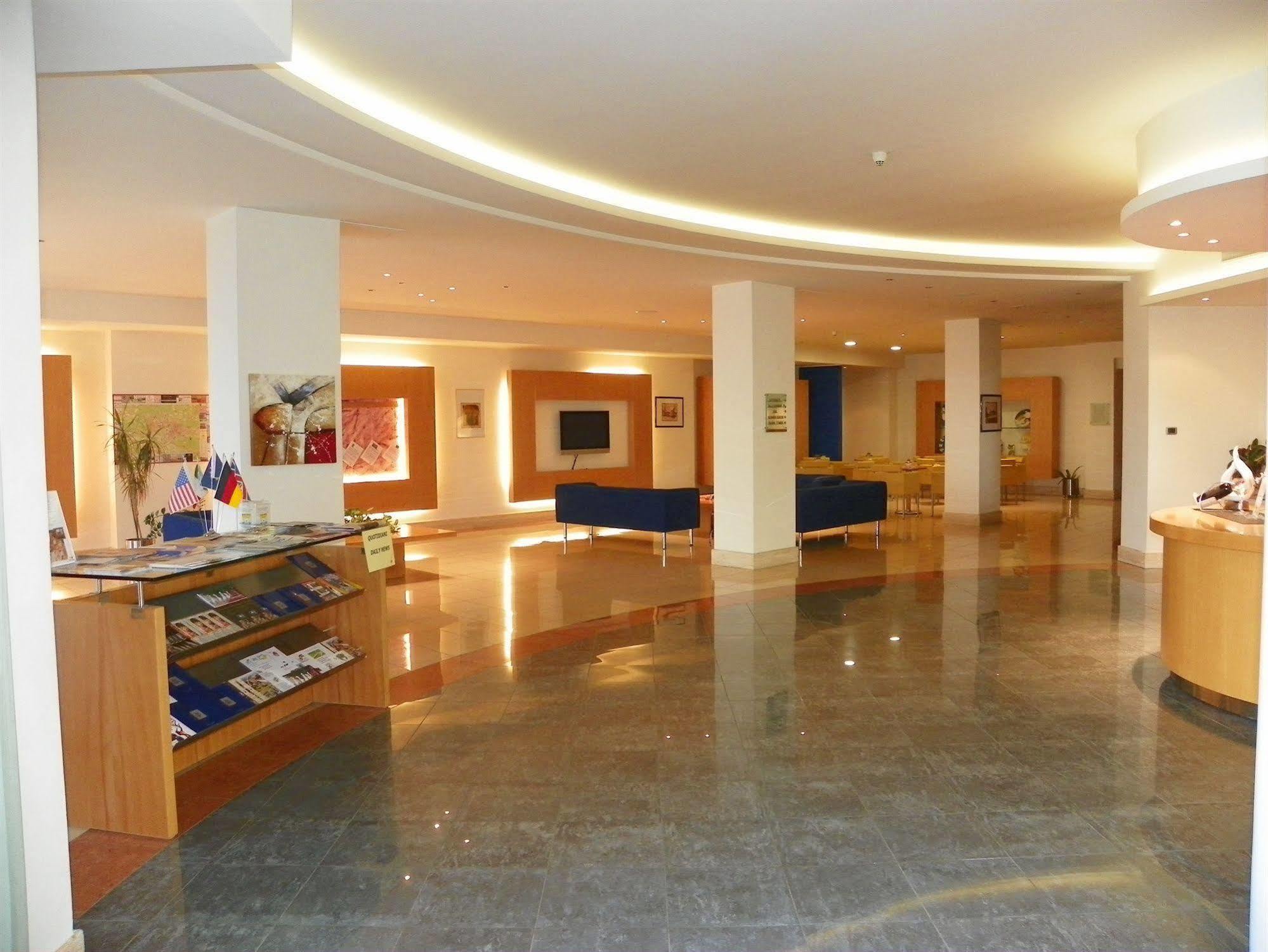 Hotel Planet 4*